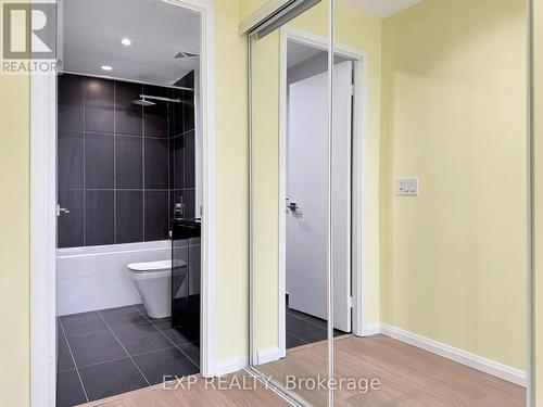 4901 - 70 Temperance Street, Toronto, ON - Indoor Photo Showing Bathroom