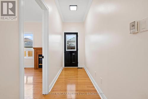 36 Longfellow Avenue, St. Catharines (452 - Haig), ON - Indoor Photo Showing Other Room