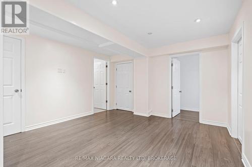 36 Longfellow Avenue, St. Catharines (452 - Haig), ON - Indoor Photo Showing Other Room