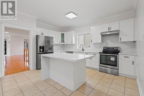 36 Longfellow Avenue, St. Catharines (452 - Haig), ON - Indoor Photo Showing Kitchen