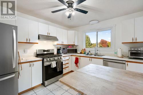 3307 Pearl Street, Ottawa, ON - Indoor Photo Showing Kitchen With Double Sink