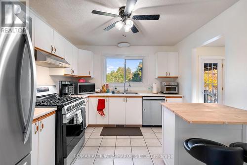 3307 Pearl Street, Ottawa, ON - Indoor Photo Showing Kitchen With Double Sink