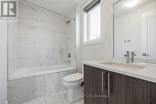 392 Farrell Road, Vaughan, ON - Indoor Photo Showing Bathroom