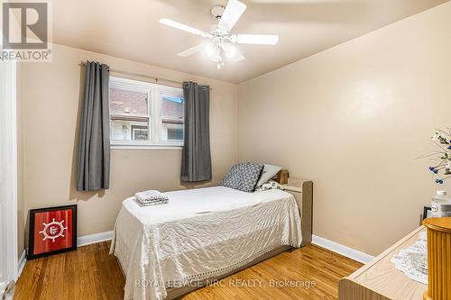 186 Glenwood Avenue, Port Colborne (878 - Sugarloaf), ON - Indoor Photo Showing Bedroom