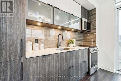 1201 - 60 Tannery Road, Toronto, ON - Indoor Photo Showing Kitchen With Upgraded Kitchen