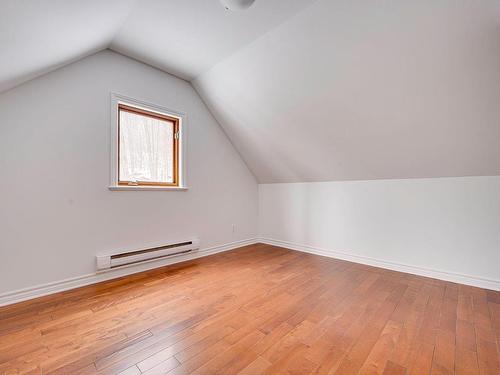 Master bedroom - 46 383E Avenue, Saint-Hippolyte, QC - Indoor Photo Showing Other Room