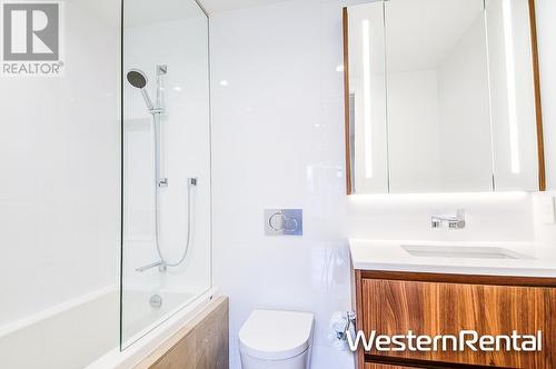 885 Cambie Street, Vancouver, BC - Indoor Photo Showing Bathroom