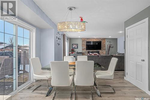 110 Maguire Court, Saskatoon, SK - Indoor Photo Showing Dining Room