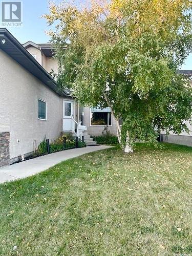 110 Maguire Court, Saskatoon, SK - Outdoor