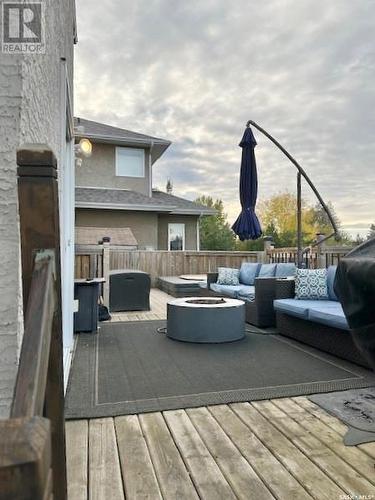 110 Maguire Court, Saskatoon, SK - Outdoor With Deck Patio Veranda