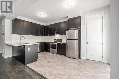 530 Filly Terrace N, Ottawa, ON - Indoor Photo Showing Kitchen With Upgraded Kitchen