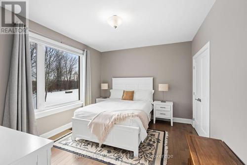 7080 Still Meadow Way, Ottawa, ON - Indoor Photo Showing Bedroom