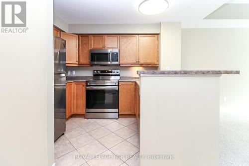 2006 - 750 Johnston Park Avenue, Collingwood, ON - Indoor Photo Showing Kitchen