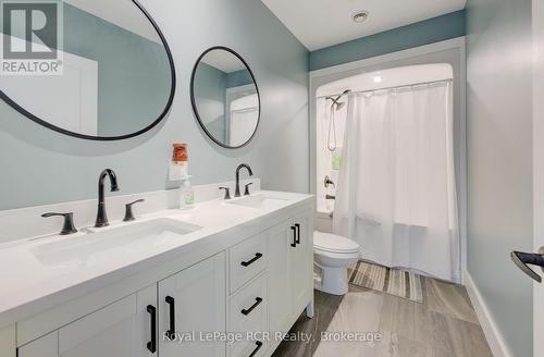 348 Augusta Street, West Grey (Ayton), ON - Indoor Photo Showing Bathroom