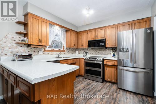 490 Saddler Street E, West Grey (Durham), ON - Indoor Photo Showing Kitchen