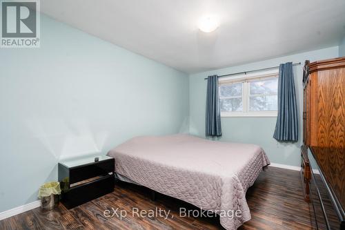 490 Saddler Street E, West Grey (Durham), ON - Indoor Photo Showing Bedroom