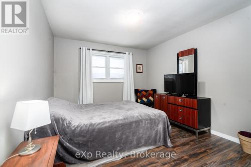 490 Saddler Street E, West Grey (Durham), ON - Indoor Photo Showing Bedroom