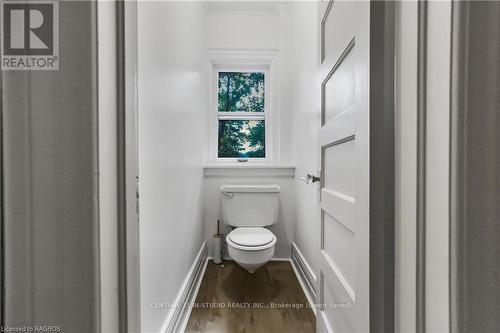 453 2Nd Avenue W, Owen Sound, ON - Indoor Photo Showing Bathroom