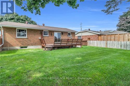 641 21St Avenue A, Hanover, ON - Outdoor With Deck Patio Veranda