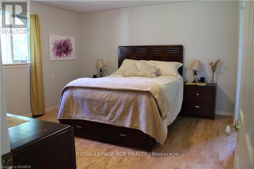 96 Main Street, Northern Bruce Peninsula, ON - Indoor Photo Showing Bedroom