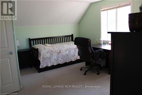 96 Main Street, Northern Bruce Peninsula, ON - Indoor Photo Showing Bedroom