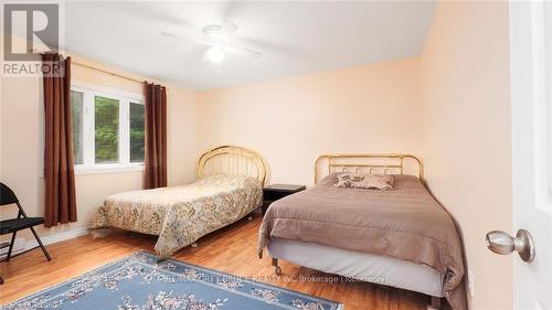 1477 Highway 6, South Bruce Peninsula, ON - Indoor Photo Showing Bedroom