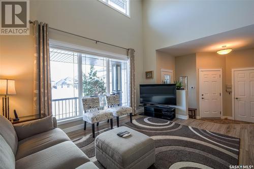 511 Cherry Lane, Warman, SK - Indoor Photo Showing Living Room