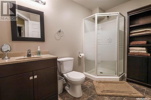 511 Cherry Lane, Warman, SK - Indoor Photo Showing Bathroom