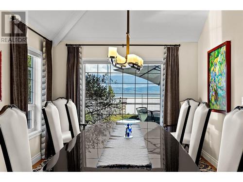 189 Trophy Court, Kamloops, BC - Indoor Photo Showing Dining Room