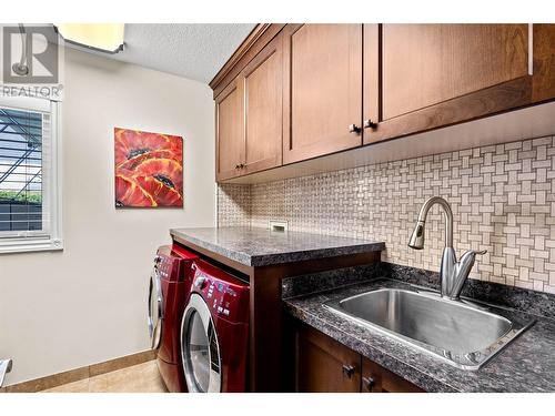 189 Trophy Court, Kamloops, BC - Indoor Photo Showing Laundry Room