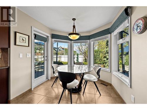 189 Trophy Court, Kamloops, BC - Indoor Photo Showing Dining Room