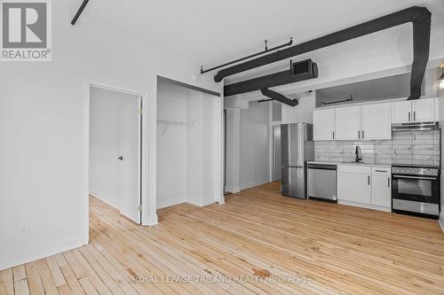 306 - 330 Clarence Street, London, ON - Indoor Photo Showing Kitchen With Stainless Steel Kitchen