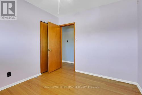 816 Dickens Avenue, Ottawa, ON - Indoor Photo Showing Other Room