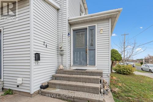 24 Lyndon Street W, Thorold (557 - Thorold Downtown), ON - Outdoor