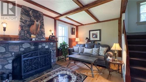 43 Mitchell Street, South Bruce, ON - Indoor Photo Showing Living Room