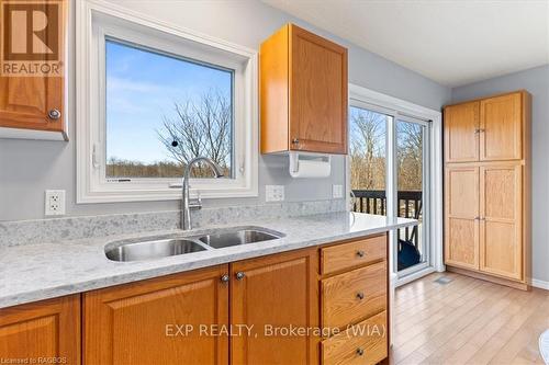 397 Purple Valley Road, South Bruce Peninsula, ON - Indoor Photo Showing Kitchen With Double Sink