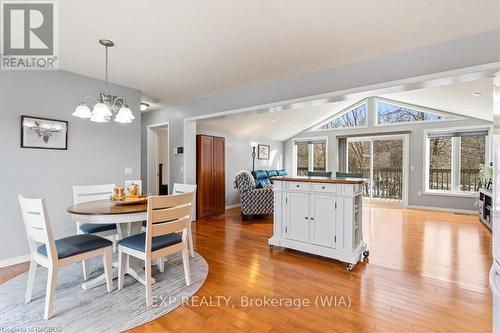 397 Purple Valley Road, South Bruce Peninsula, ON - Indoor Photo Showing Dining Room