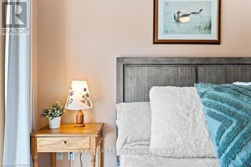 397 Purple Valley Road, South Bruce Peninsula, ON - Indoor Photo Showing Bedroom