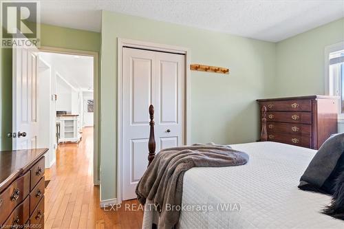 397 Purple Valley Road, South Bruce Peninsula, ON - Indoor Photo Showing Bedroom