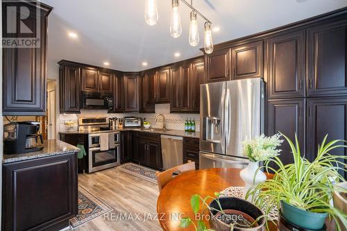 121 Reed Drive, Ajax (Central), ON - Indoor Photo Showing Kitchen With Stainless Steel Kitchen