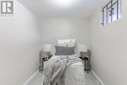 10 Hamilton Street, Kawartha Lakes (Lindsay), ON - Indoor Photo Showing Bedroom