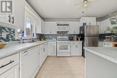 12 Baldwin Street, Brighton, ON - Indoor Photo Showing Kitchen