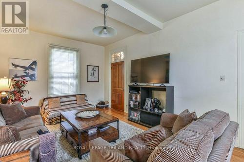 149 John Street, London, ON - Indoor Photo Showing Living Room