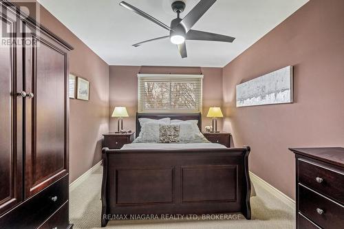 100 Sherman Drive, St. Catharines (443 - Lakeport), ON - Indoor Photo Showing Bedroom