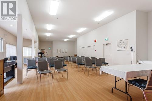 920 Saskatoon Road Unit# 119, Kelowna, BC - Indoor Photo Showing Dining Room