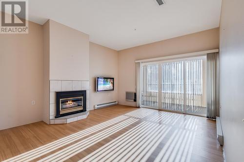 920 Saskatoon Road Unit# 119, Kelowna, BC - Indoor With Fireplace