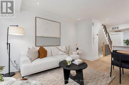 210 - 262 St Helens Avenue, Toronto, ON - Indoor Photo Showing Living Room