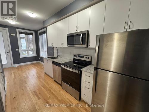 55 - 719 Lawrence Avenue, Toronto, ON - Indoor Photo Showing Kitchen With Stainless Steel Kitchen