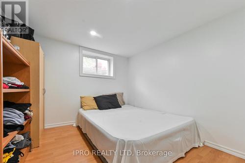 135 Downsview Avenue, Toronto, ON - Indoor Photo Showing Bedroom