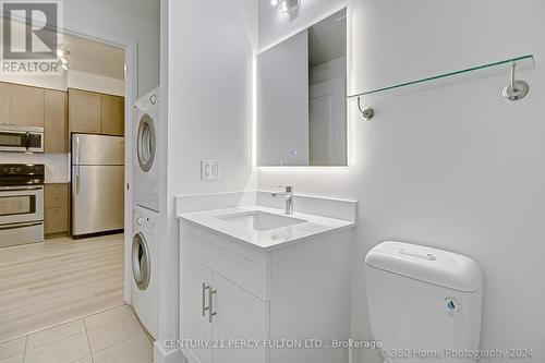 2011 - 23 Sheppard Avenue E, Toronto, ON - Indoor Photo Showing Laundry Room